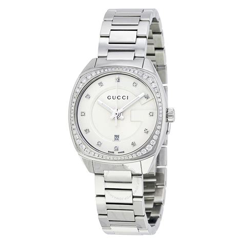 ladies gucci watch diamond dial.